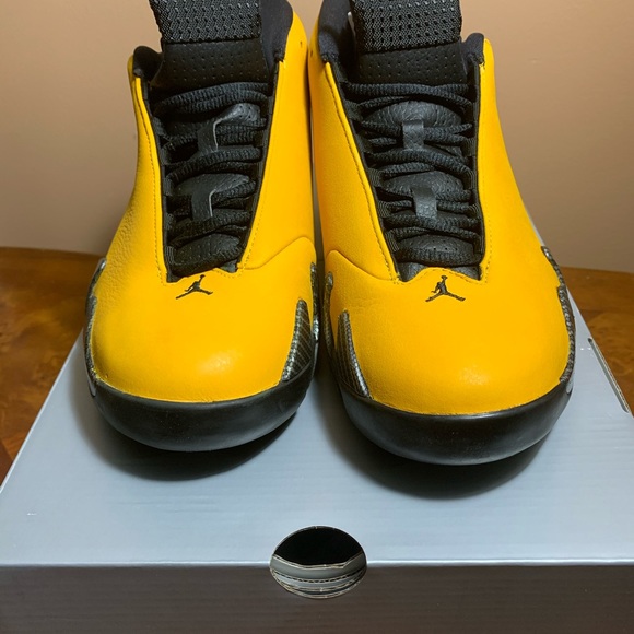 Air jordan retro 14 reverse ferrari sz. 9.5,10 - Picture 7 of 8